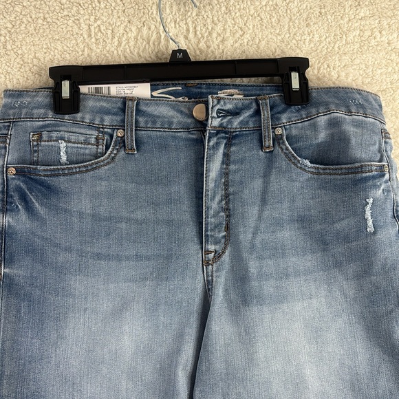 NWT Seven7 Womens Blue Denim Fray Hem Sunset Bermuda Shorts Size 14 - Picture 3 of 13